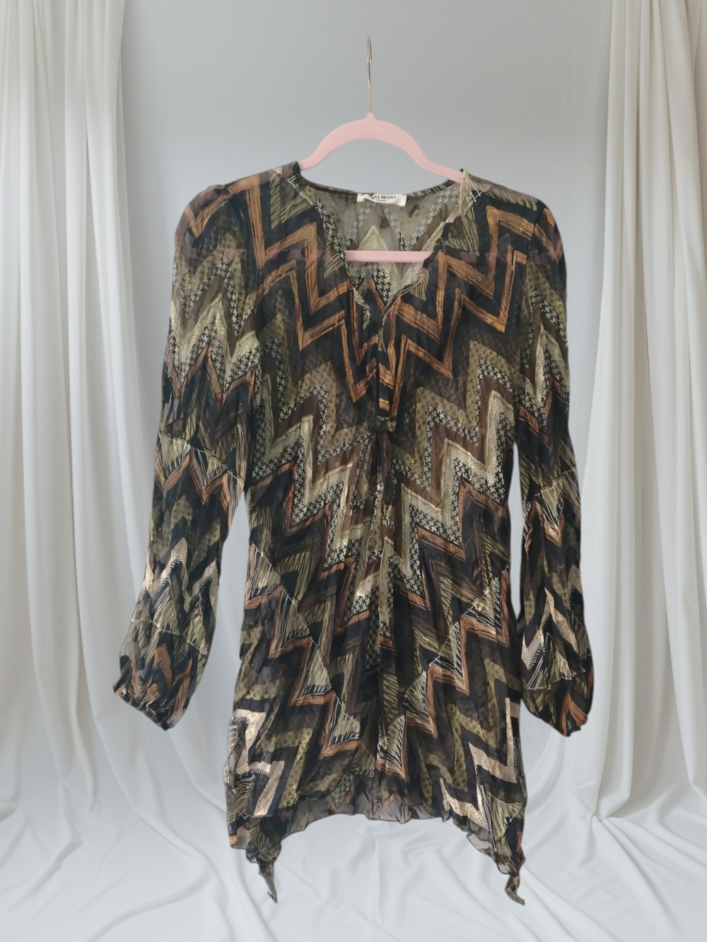 Lightweight Zigzag Print Tunic Top in Olive & Brown